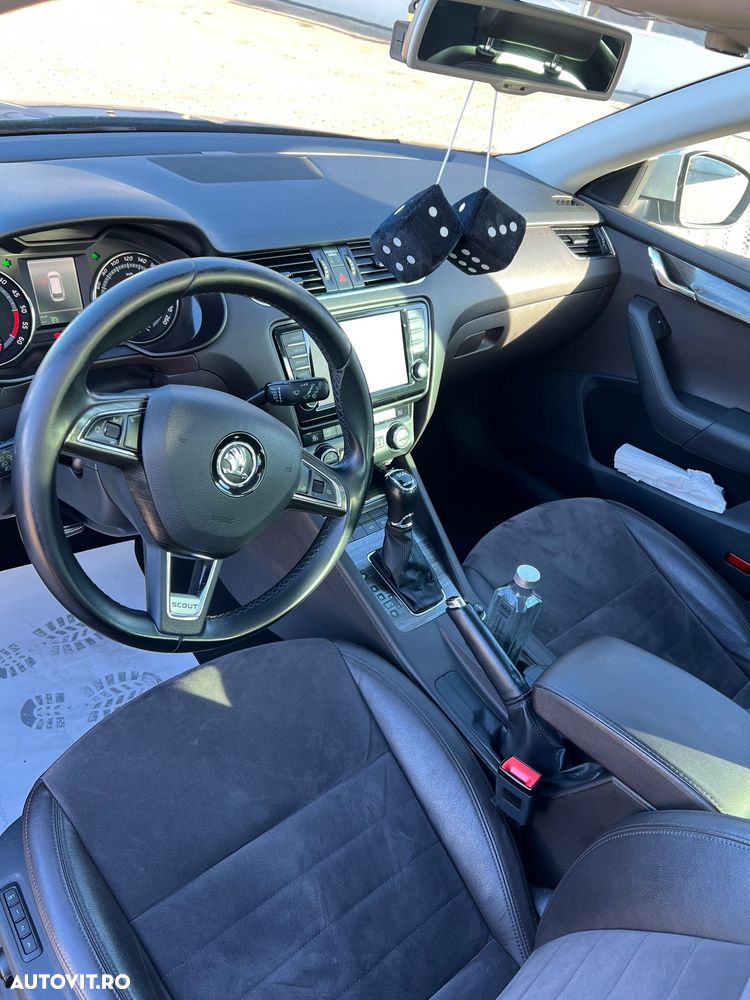 Skoda Octavia 2.0 TDI 4x4 DSG Scout - 13