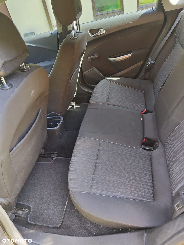 Opel Astra - 12