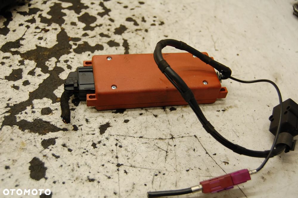 INTERFACE TELEFONU 1U0035729B SKODA SUPERB I VW PASSAT B5 - 2