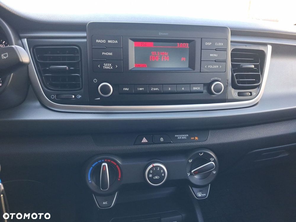 Kia Rio 1.2 M - 22