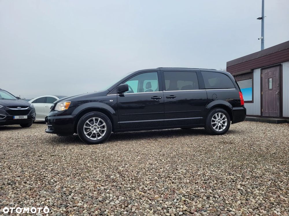 Lancia Voyager 2.8 CRD16v Gold - 7