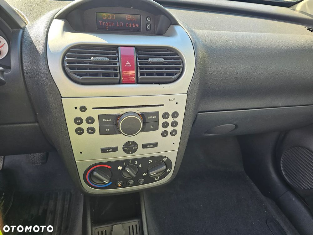 Opel Corsa 1.0 12V Selection 110 Jahre - 8