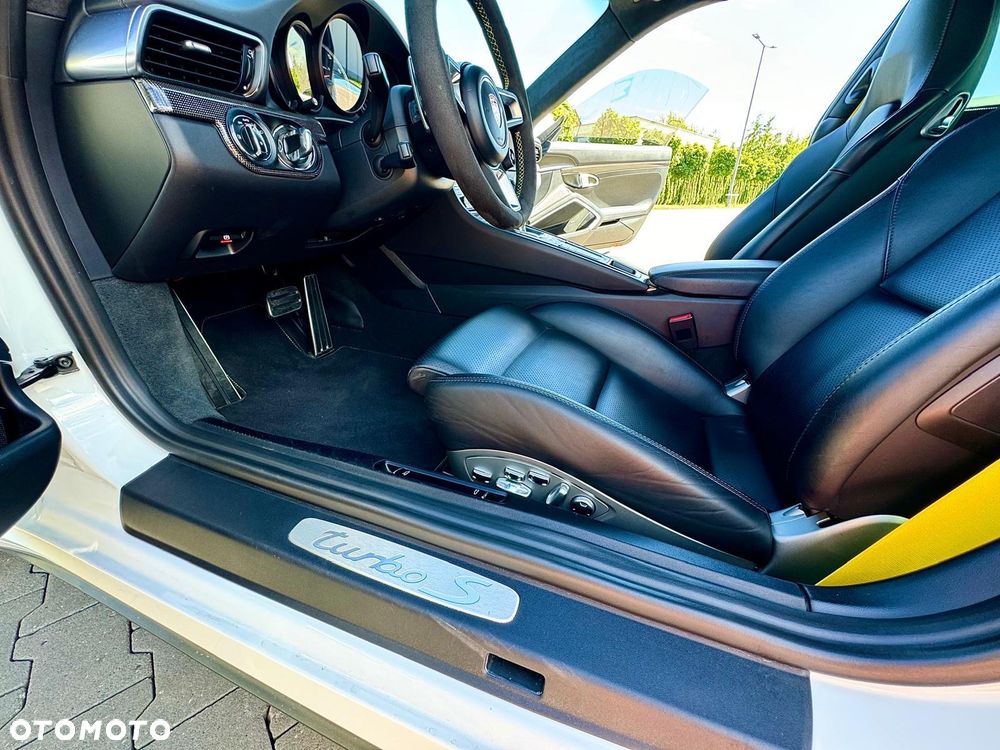 Porsche 911 - 16