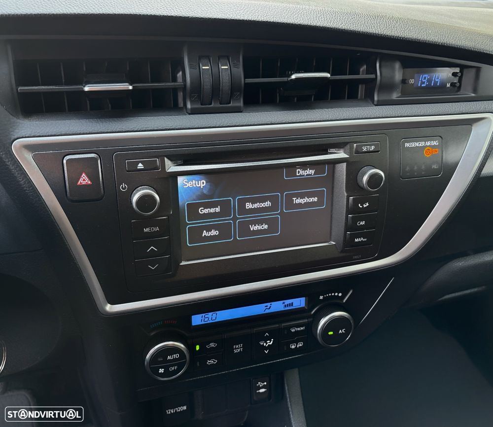 Toyota Auris Touring Sports 1.4 D-4D Comfort+Pack Sport - 13