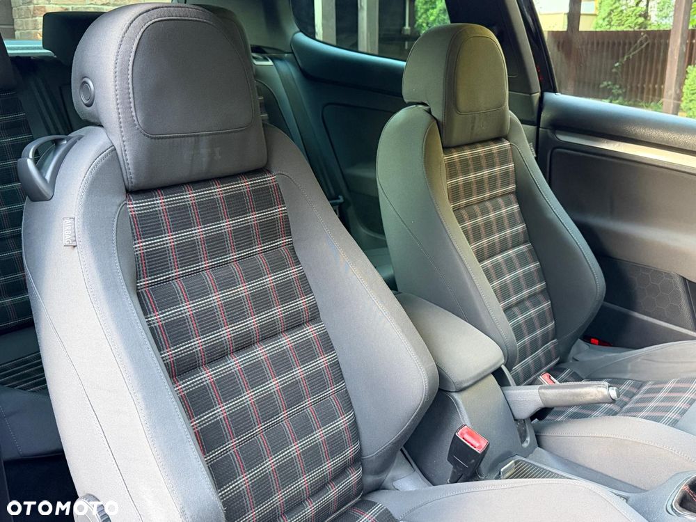 Volkswagen Golf 2.0 GTI - 30