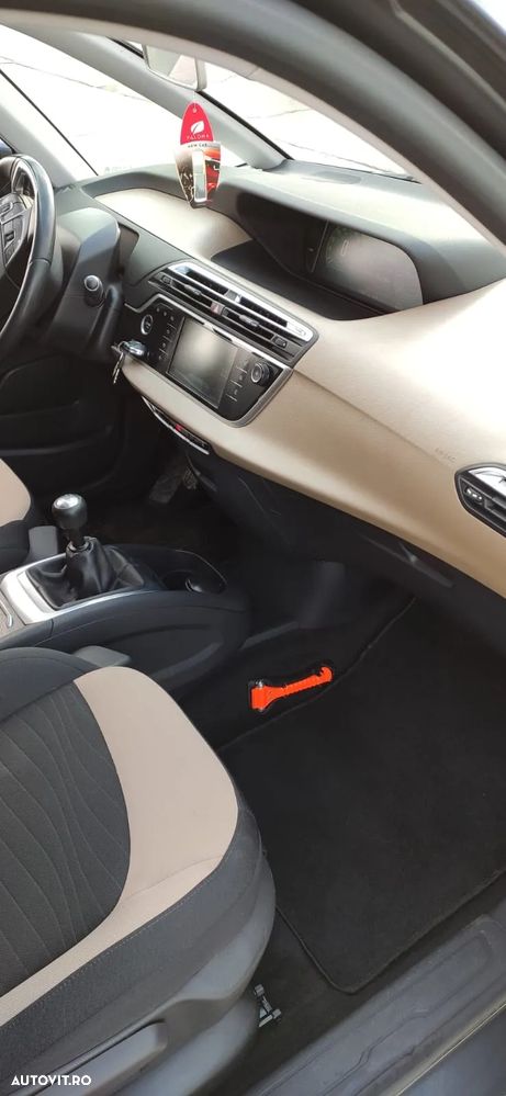 Citroën C4 Grand Picasso - 17