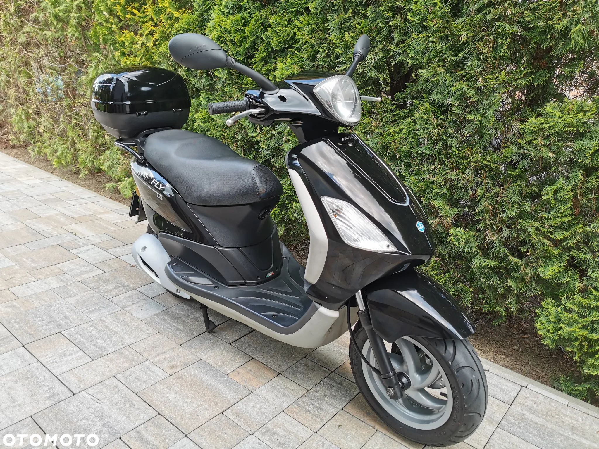 Piaggio FLY - 1