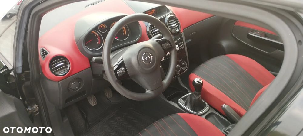 Opel Corsa 1.4 16V Color Edition - 5