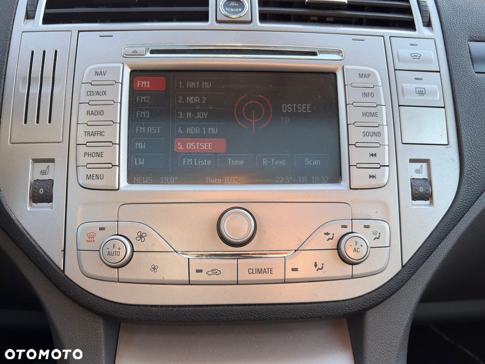 Ford Kuga 2.5 4x4 Individual - 12