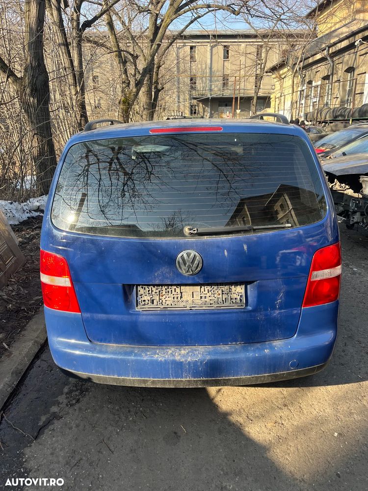 Haion spate VW Volkswagen Touran non facelift albastru 2005 - 1