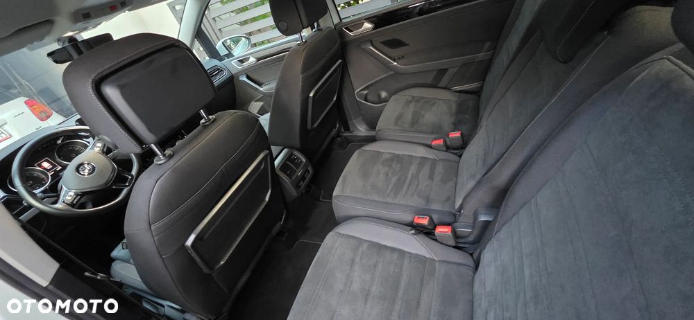 Volkswagen Touran - 6