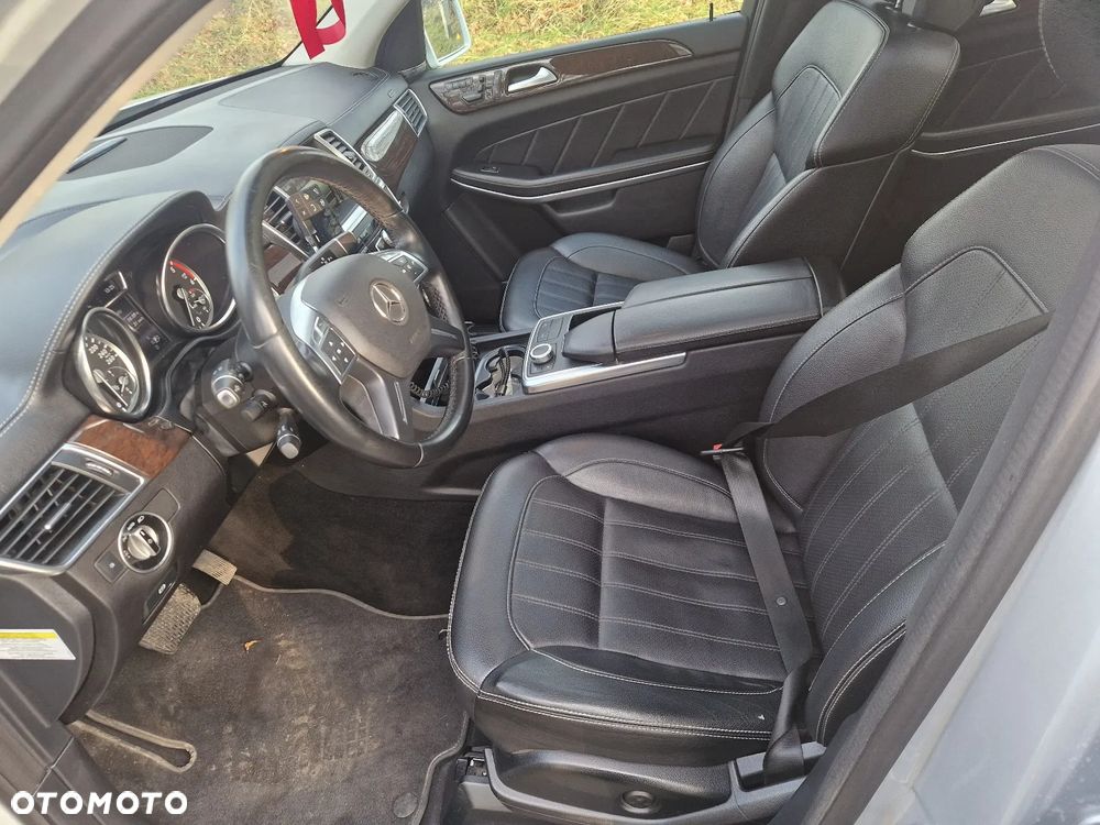 Mercedes-Benz GL - 8