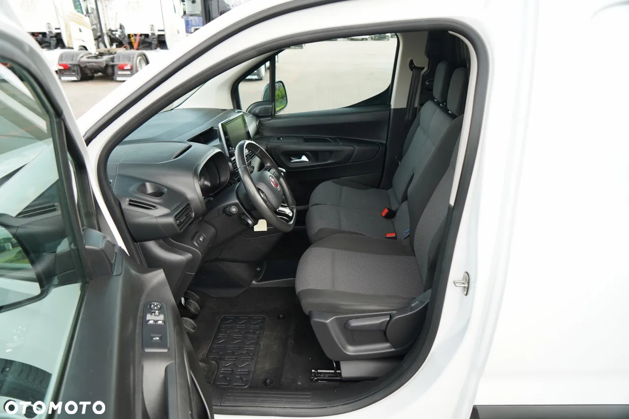 Fiat DOBLO  / FURGON / BLASZAK / 2023 R  / SPROWADZONY - 22