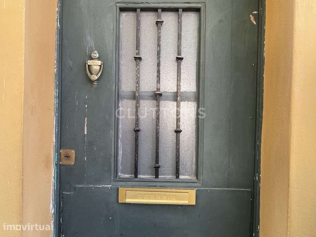 Investimento no Centro Histórico de Évora, 2 Apartamentos, Junto Un... - Grande imagem: 3/17