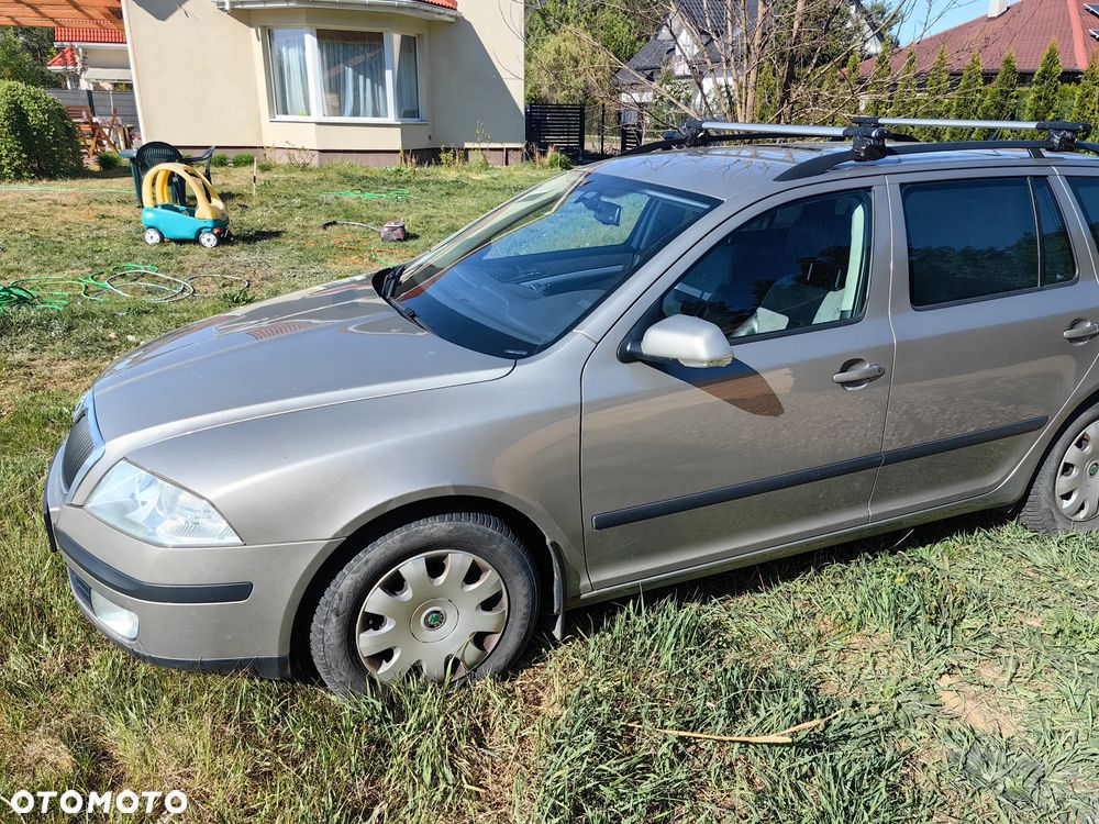Skoda Octavia 1.6 FSI Classic - 21