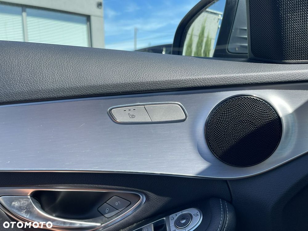 Mercedes-Benz Klasa C 220 d 4Matic 9G-TRONIC AMG Line - 16