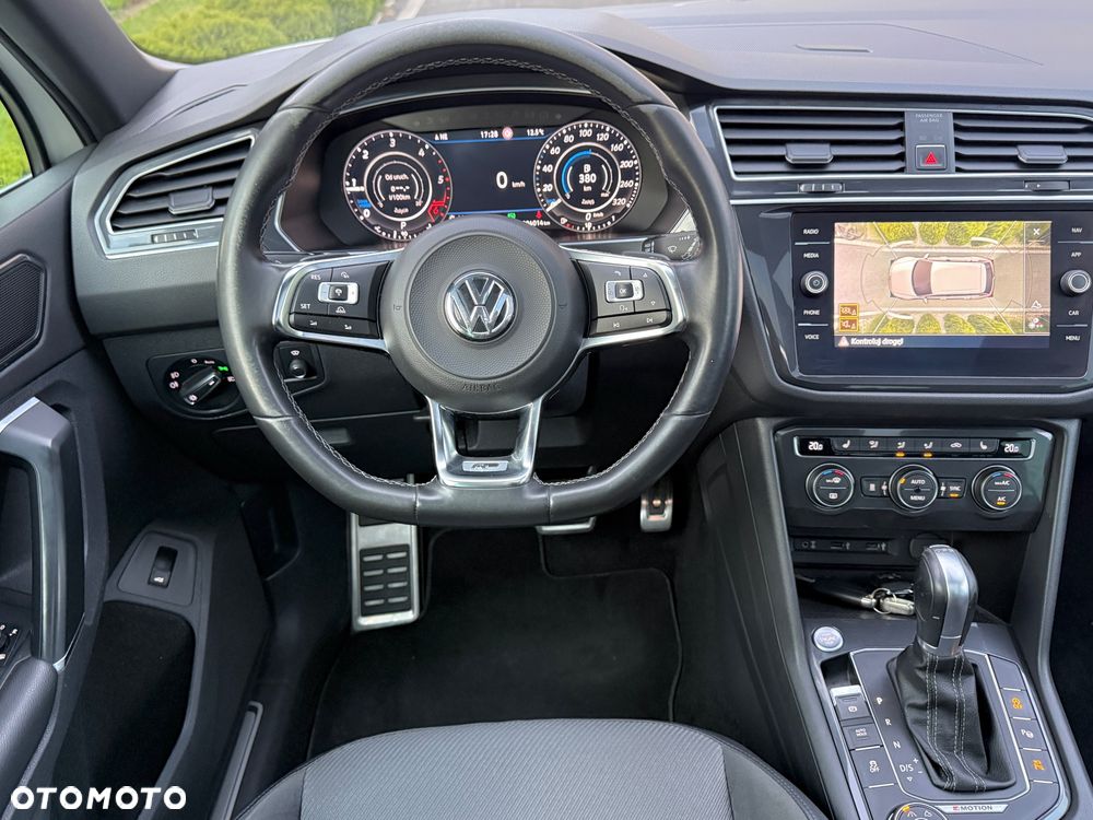 2017 Volkswagen Tiguan 2.0 TDI SCR 4Mot Highline DSG, photograph 11