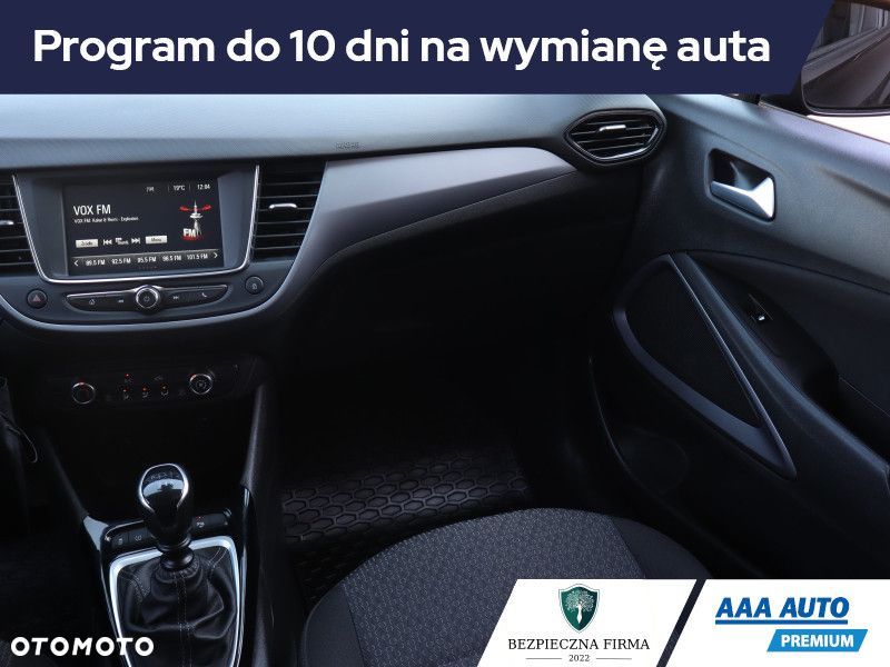 Opel Crossland X - 10