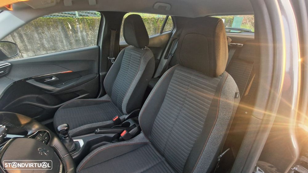 Peugeot 2008 BlueHDi 100 STOP & START Active - 9