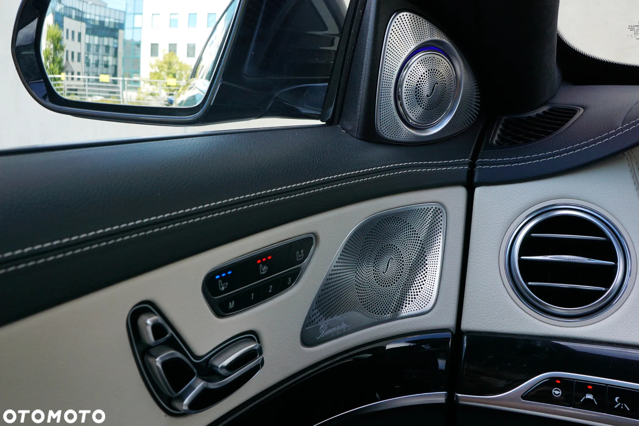 Mercedes-Benz Klasa S 560 4-Matic L 9G-TRONIC - 14