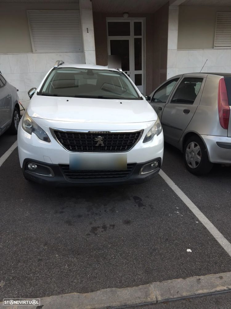 Peugeot 2008 1.2 PureTech Active - 1