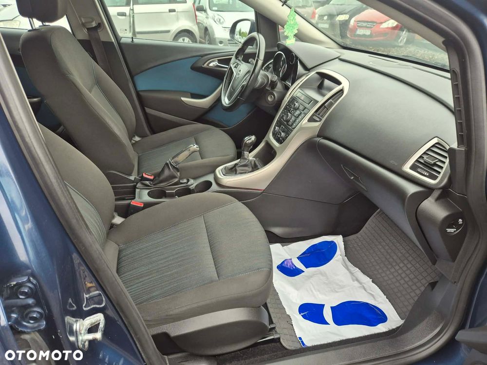 Opel Astra 1.6 Essentia - 13