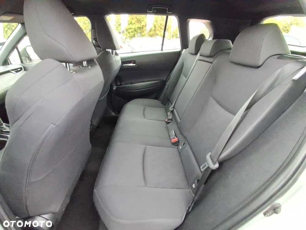 Toyota Corolla Cross - 13