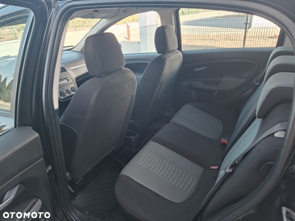 Fiat Punto 1.2 16V Active - 13