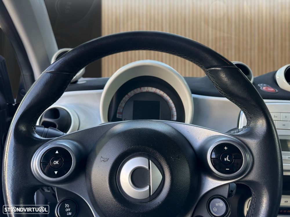 Smart ForTwo Coupé 1.0 Passion 71 - 10