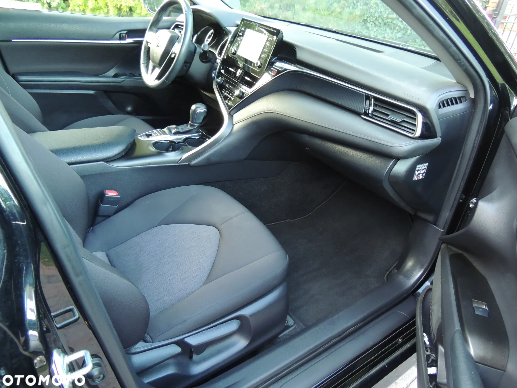 Toyota Camry 2.5 Hybrid Comfort CVT - 17