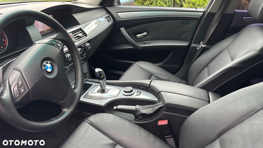 BMW Seria 5 530d Edition Exclusive - 15