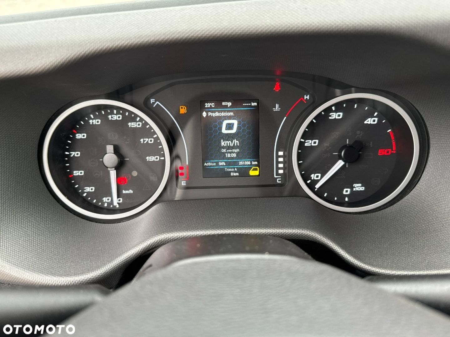 Iveco Daily - 38