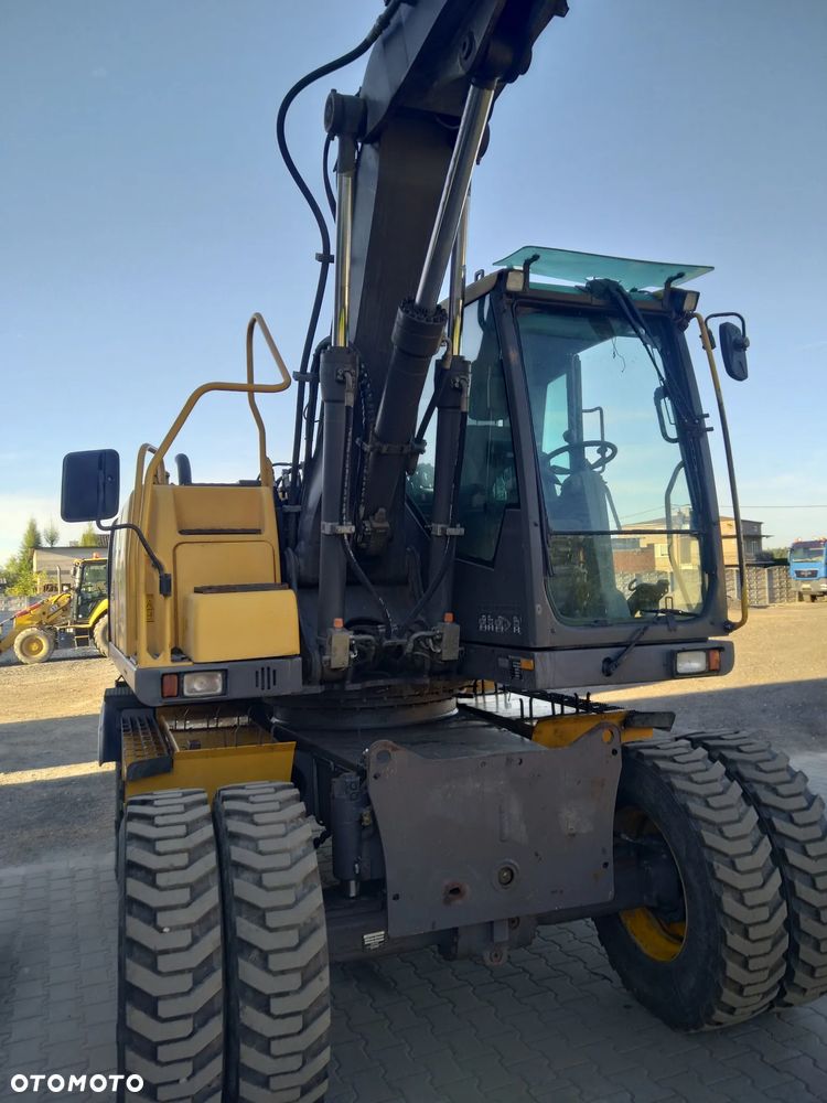 Volvo EW140C - 3