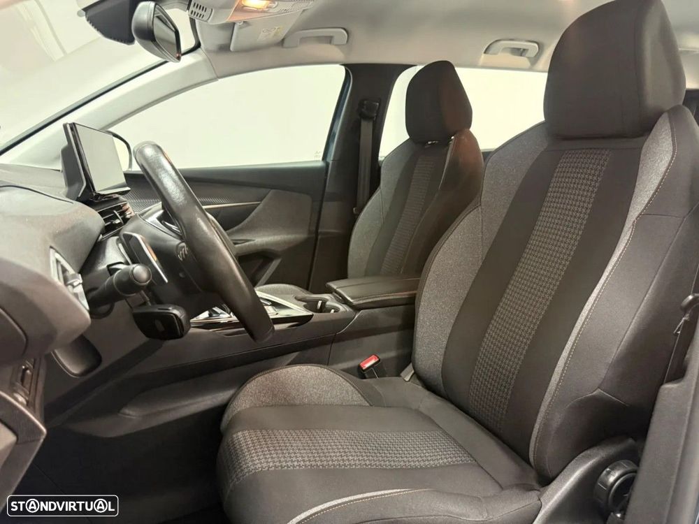 Peugeot 5008 PureTech 130 EAT8 Stop & Start Active - 9