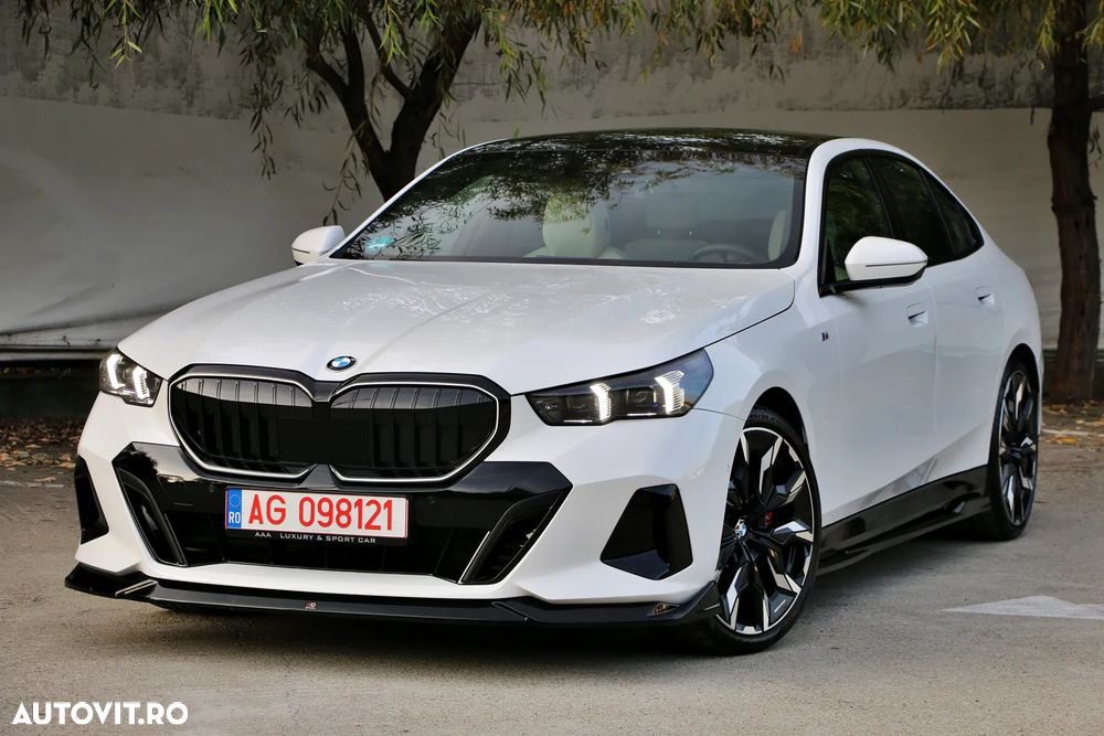 BMW Seria 5 520i AT MHEV - 22
