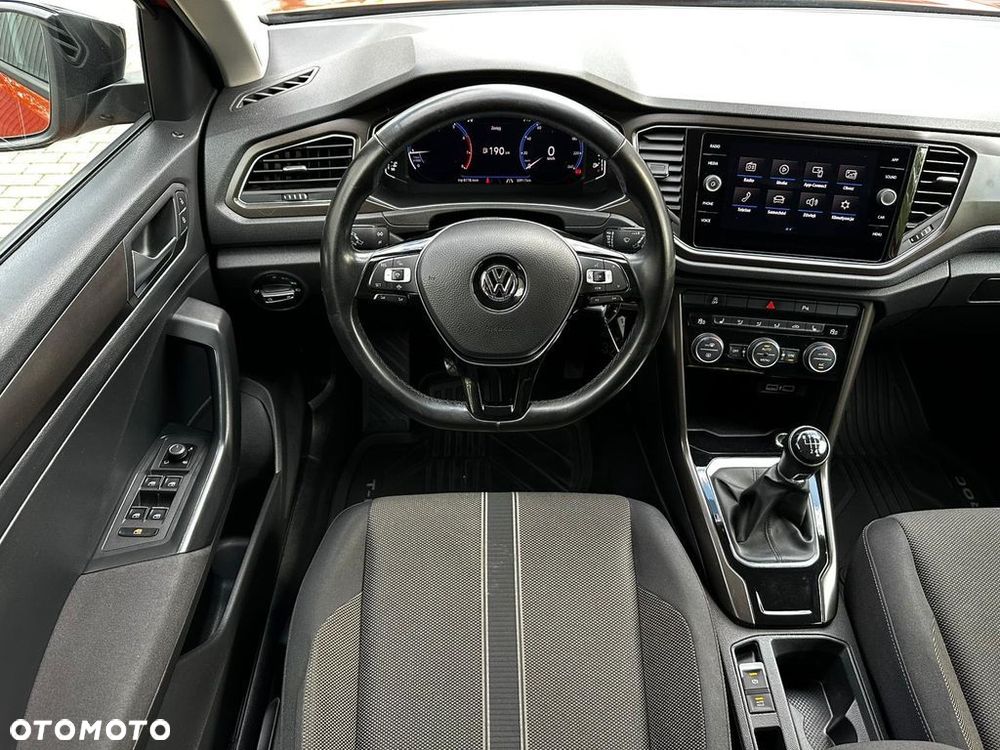 Volkswagen T-Roc 1.0 TSI Advance - 10