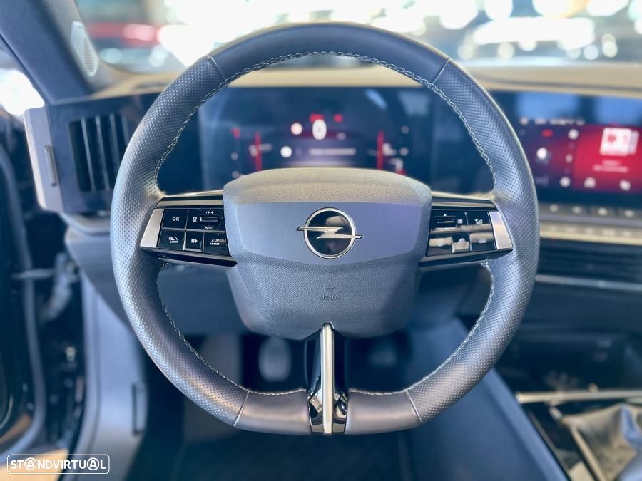 Opel Astra Sports Tourer 1.2 T GS Line - 15