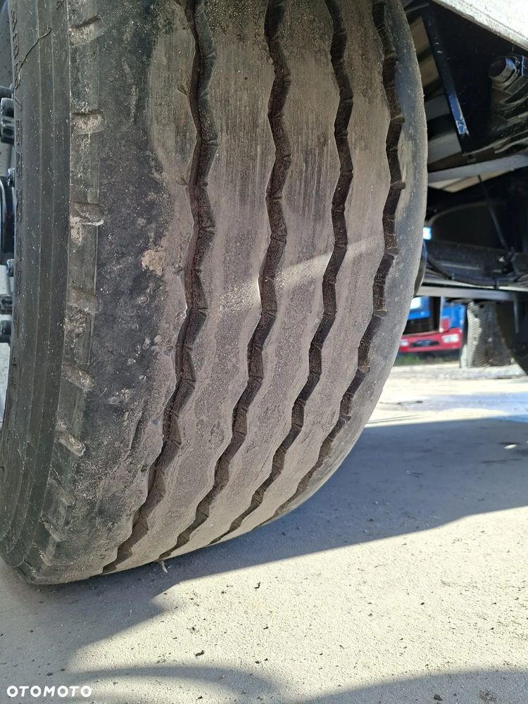 Schwarzmuller ciężarowa przyczepa 18 palet - 8