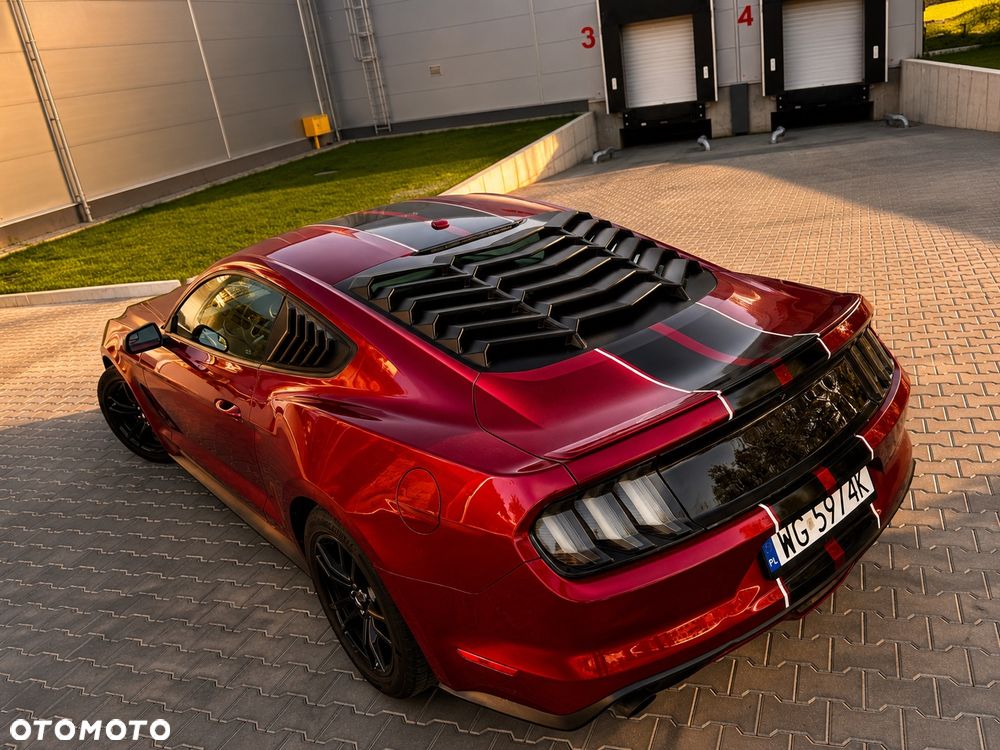 Ford Mustang - 26