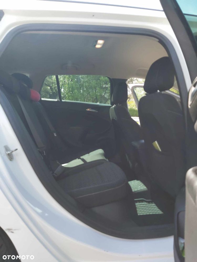 Opel Astra 1.6 CDTI Enjoy S&S - 2