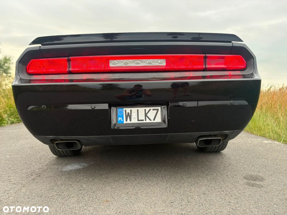 Dodge Challenger - 10