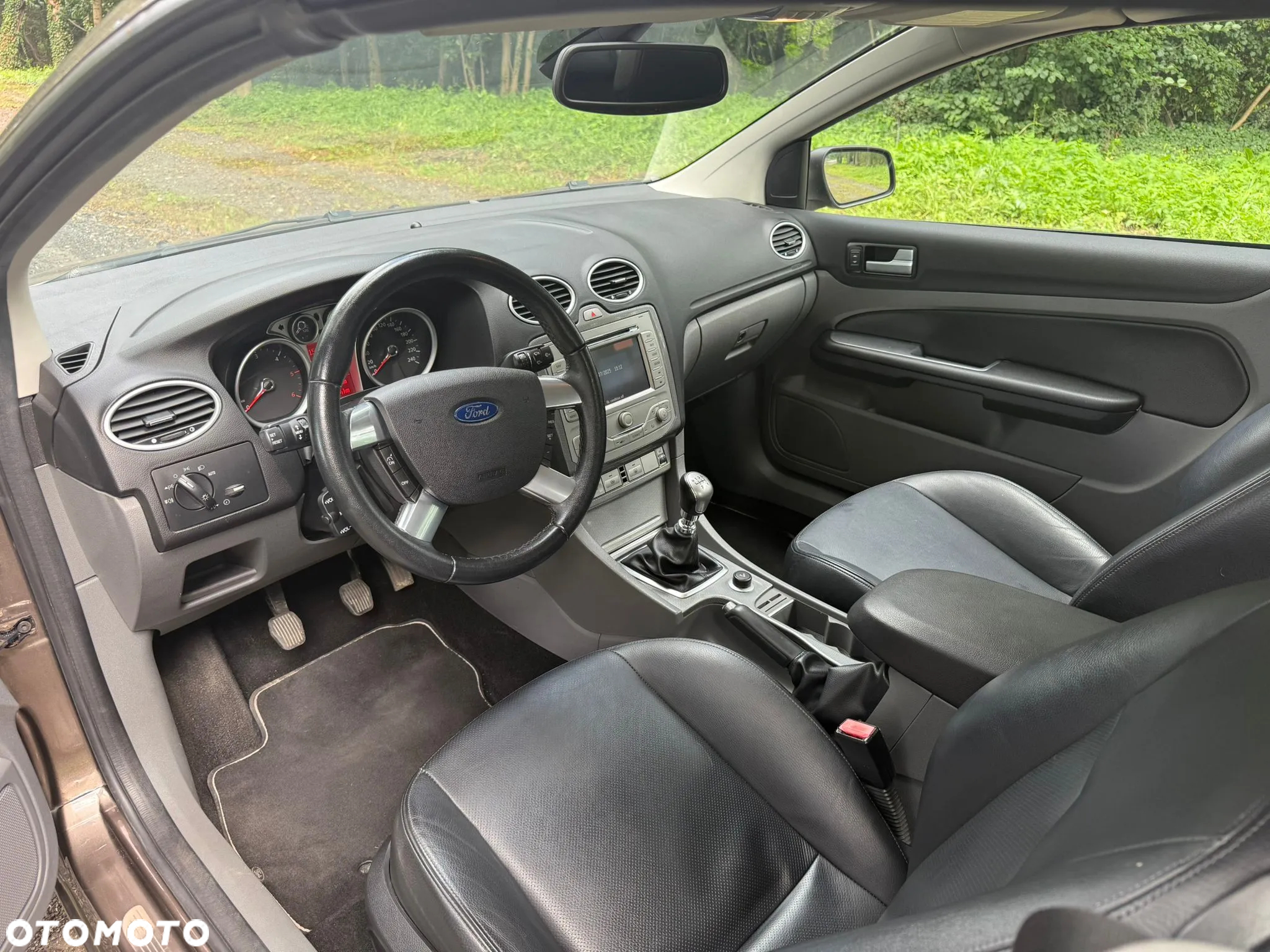 Ford Focus Coupe-Cabriolet 2.0 TDCi DPF Titanium - 7