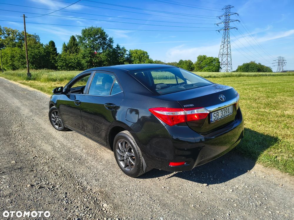 Toyota Corolla 1.6 Premium - 3