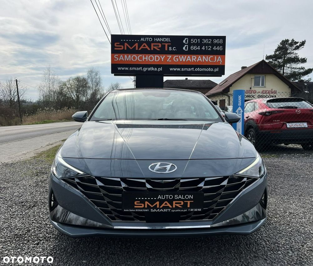 Hyundai Elantra 1.6 Smart CVT - 2