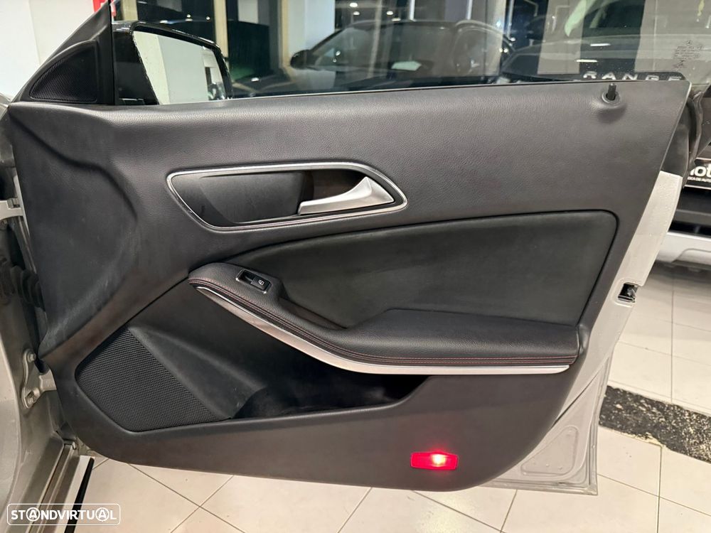 Mercedes-Benz CLA 180 d Shooting Brake AMG Line Aut. - 38