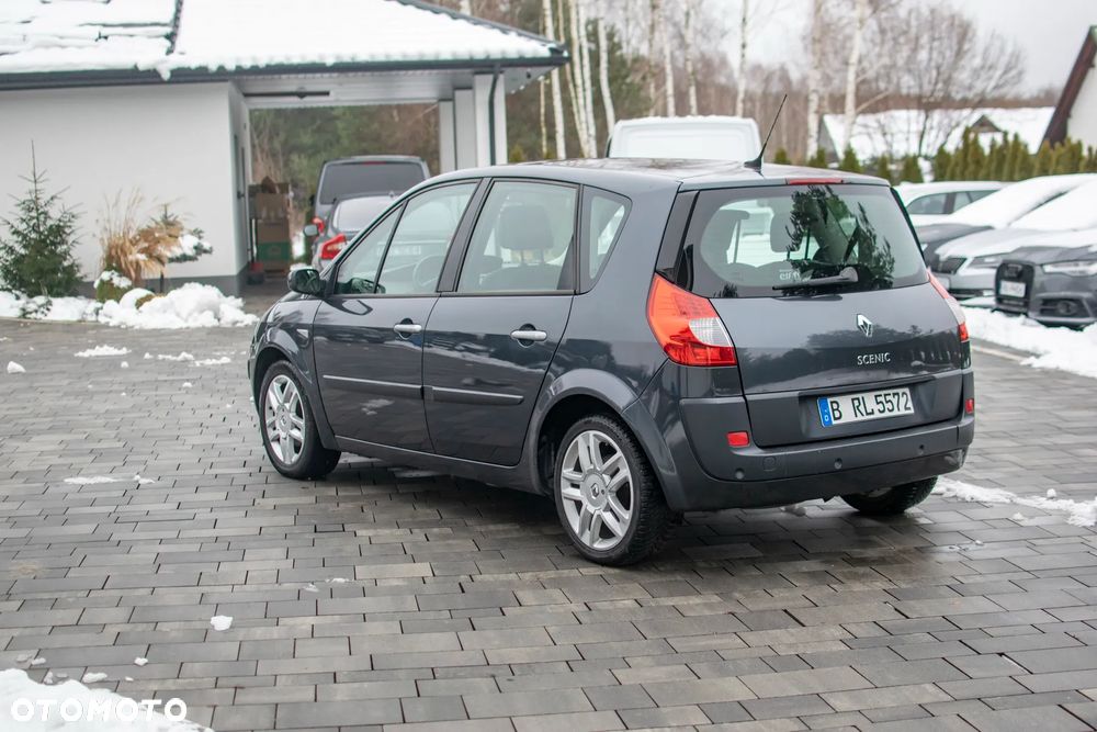 Renault Scenic - 17