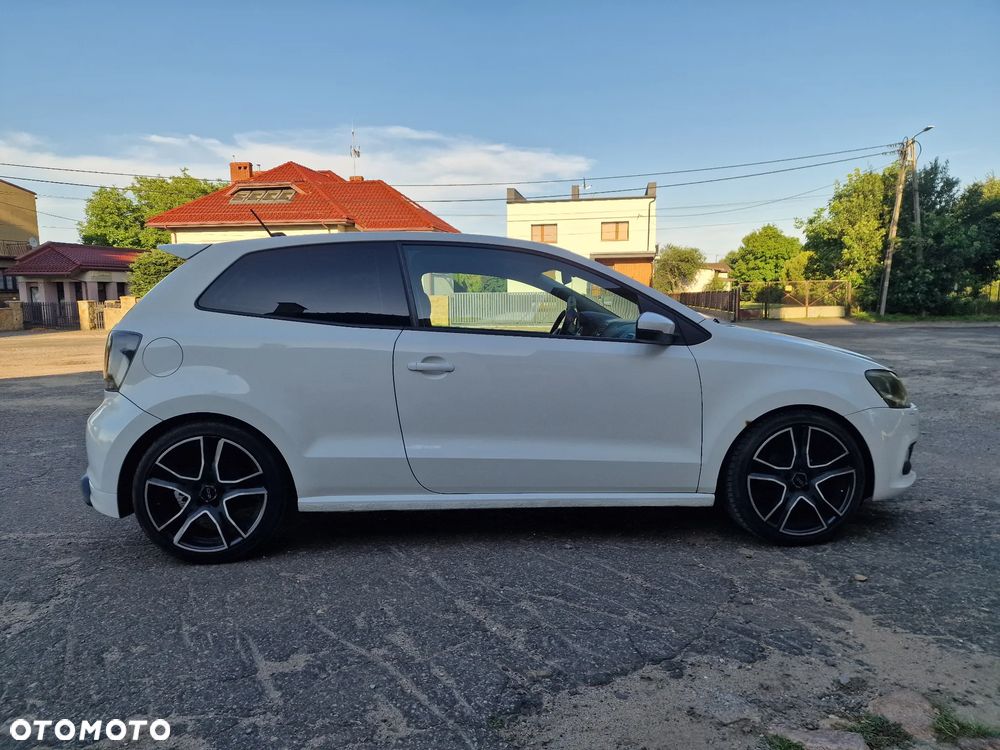 Volkswagen Polo 1.4 16V Comfortline - 4