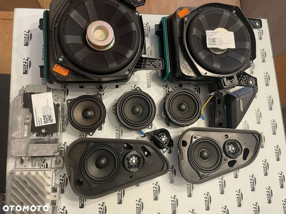 BMW Z4 G29 HARMAN KARDON GŁOŚNIKI WZMACNIACZ - 1
