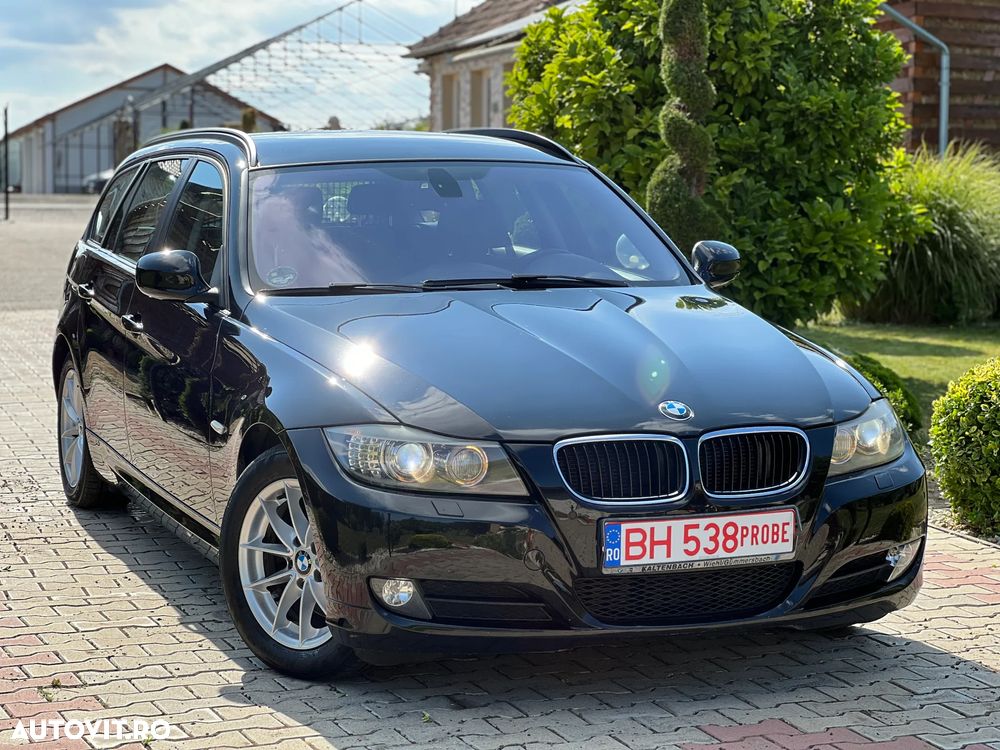 BMW Seria 3 318d DPF Touring - 2
