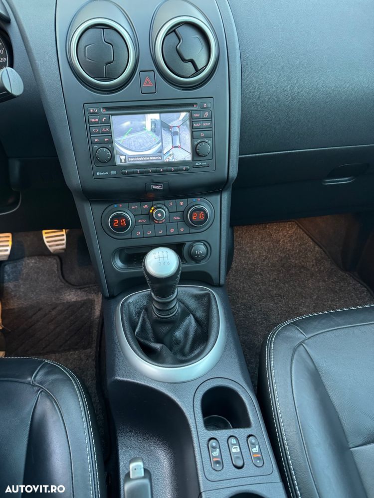 Nissan Qashqai 1.6 dCi DPF tekna - 9